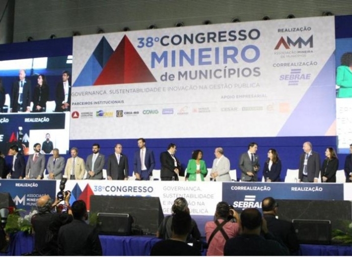 Municípios mineiros terão reforço de R$ 2 bilhões no caixa para usar na área da saúde